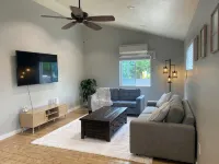 Cozy and quiet Detached unit 1 bedroom in Beaverton area - 3 ดาว