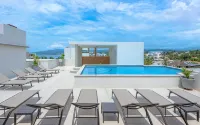 Belle Vie Golden Zone Condos - piscina
