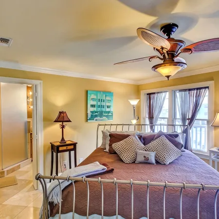 Pensacola Beach Secret,  Luxurious Island Townhome, 3BR/2.5b