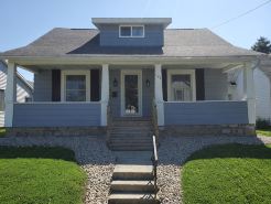 Comfortable 3 Bedroom Home, Free Parking, WIFI