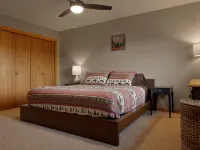 Spacious Cabin near Jackson Hole Hotels in Victor