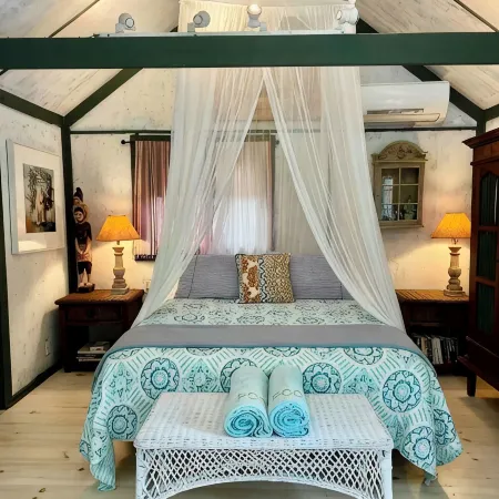 Fairy Tale Guest Cottage in Magic Garden by Pool