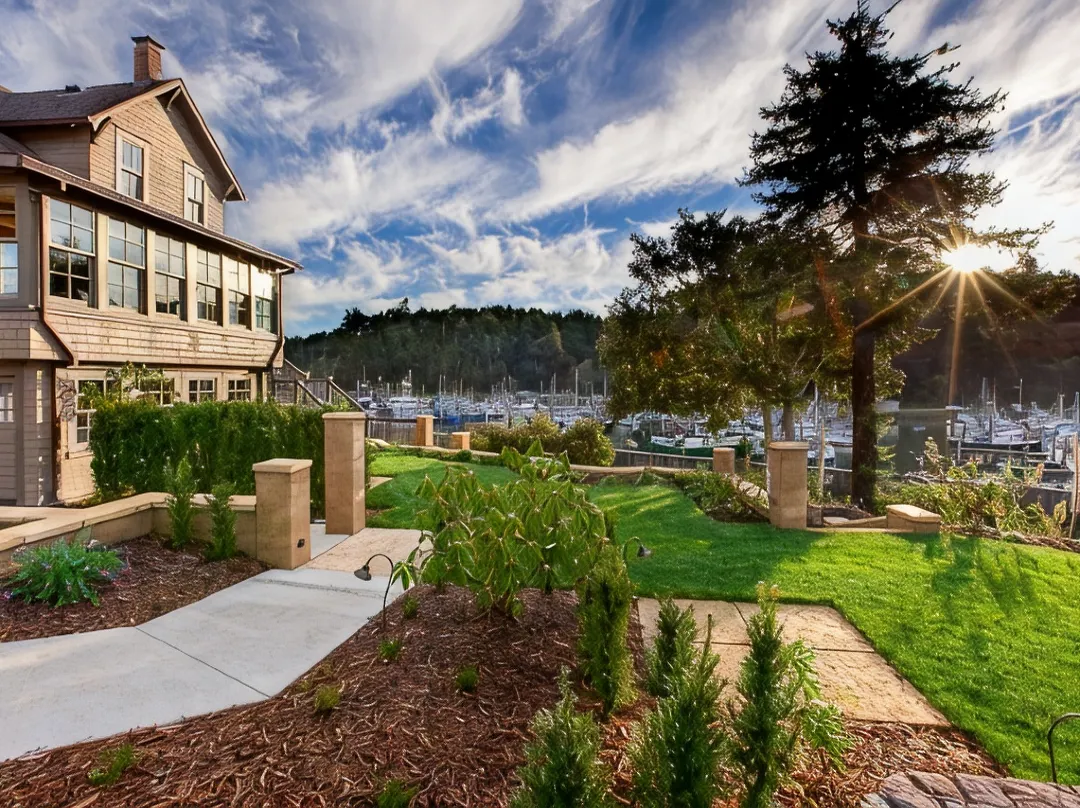 Noyo Harbor Inn - Fort Bragg, CA