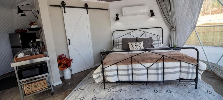 Black RiverFalls Glamping Dome 2 Hotels in Jackson County
