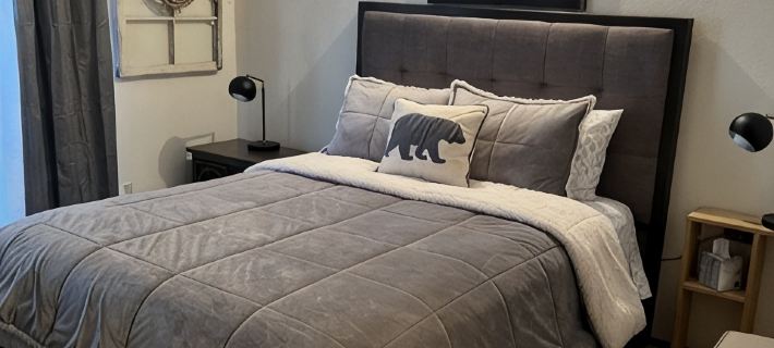 Cozy M&M’s Condo-2 blocks from resort lift! Hotels in Angel Fire