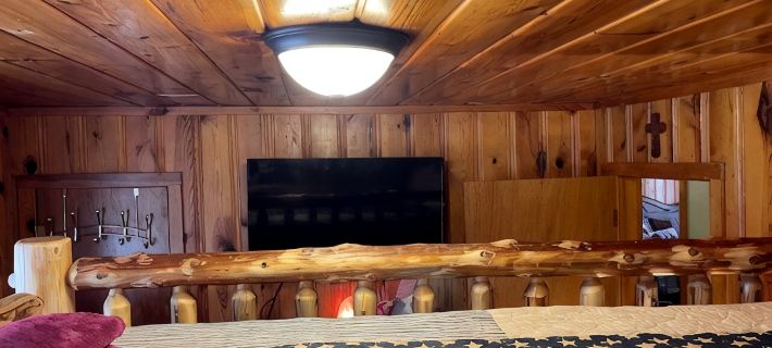 Your going to fall in love with this cabin.outstanding for family,multi families アパッチのホテル
