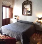 Hotel la Boheme - 2-Star