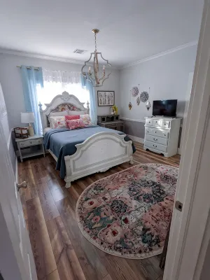 Mainly Yours - Broken Arrow Rose District - Homestays