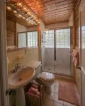 Fully Renovated "Old Florida" Apartment - balcony