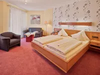 Hotel Garni Café Schacher - Pensions