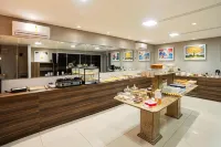 WR Confort Hotel Campo Grande - breakfast