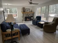 Cozy cottage just one mile from the Platte river, close to the Sleepy Bear dunes - 4-Star