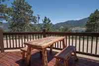 Perfect Mountain Home II with HOT TUB overlooking Mary's Lake/Near RMNP entrance - Gym