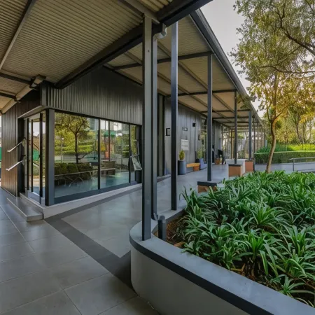 Elegant Lifestyle Estate Getaway