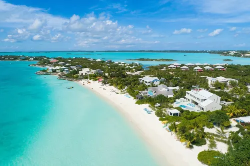 Villa Blue Heaven-Just Steps to  Beach and Turquoise Water -  Best Sunsets! - Villas