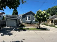 Bay View Gem - balcony