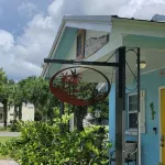 In walking distance from Three Sister's Springs,<br>Hunters Springs, & Kings Bay - 3-Star