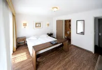 Hotel Römerhof - 3-Star