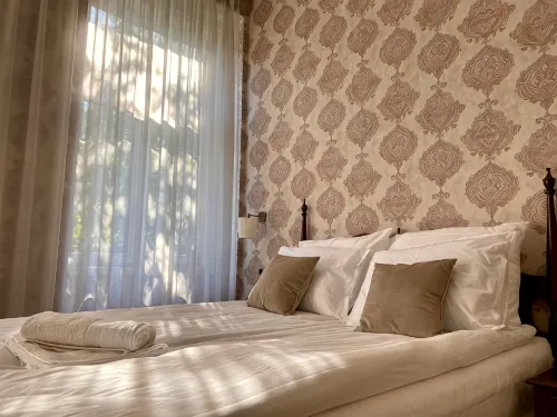 OPERA16 Guestrooms - Cheap