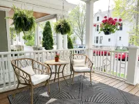Spacious 3Br/2BA Townhome w/ Private Parking & Walkable East Side - Jacuzzi