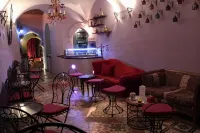 Hotel la Boheme - 2-Star