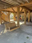 Charming 3-bedroom house with outdoor space & steps to the beach! - Parvekkeita