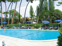 Grand Hotel Golf - Pools