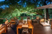 Rukiya Safari Camp - Boutique