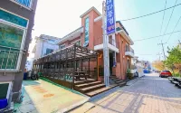 Boryeong Badapunggyeong Pension - Apartments