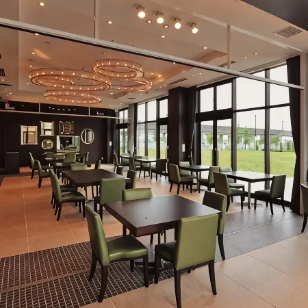 English Garden Hotel Reant Hotels in Mitsuke