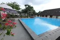 Griya Gendhis Saraswati - Swimmingpools