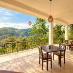 Claython Hills Ella - Mountain view
