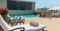 Hotel Avenida - Pool