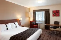홀리데이 인 반슬리 바이 IHG - 주차장