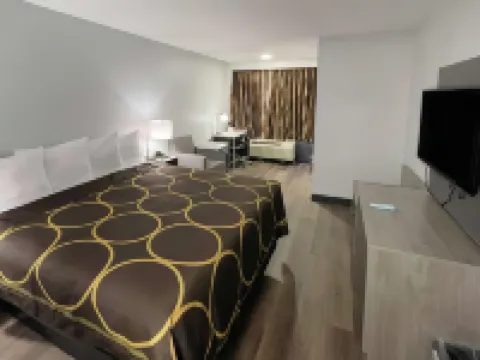 Super 8 by Wyndham Pigeon Forge Downtown Hotels in Pigeon Forge