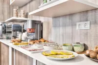 Pura Vida Pirineos Hotels in Villanua