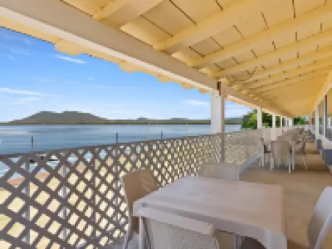 雲雀海岸度假村 萊克縣酒店