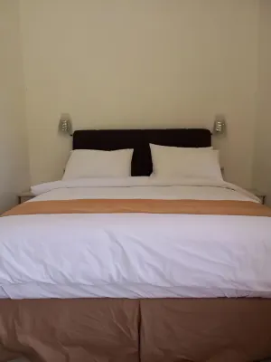 Sacca Residence & Resto Hotels in Matawai