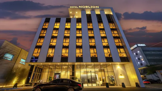 Hotel Noblion