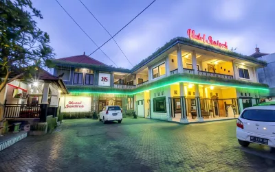Hotel Sentral Hotels near Buleleng Agro III DEMPLOT MANGGA