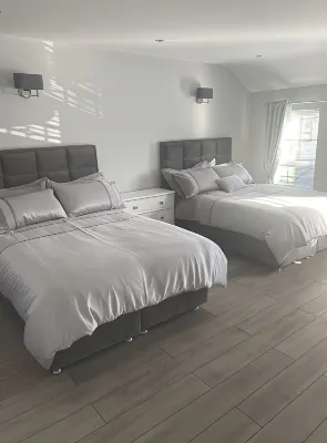 Modern 3-Bed Apartment in Magherafelt Sleeps 8
