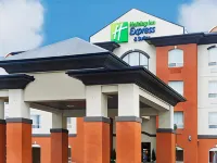 Holiday Inn Express & Suites Slave Lake