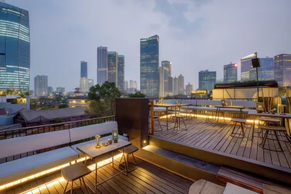 Miers Kuningan ARTOTEL Curated