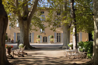 Château de Saint-Girons - Luxury Guest House in Provence