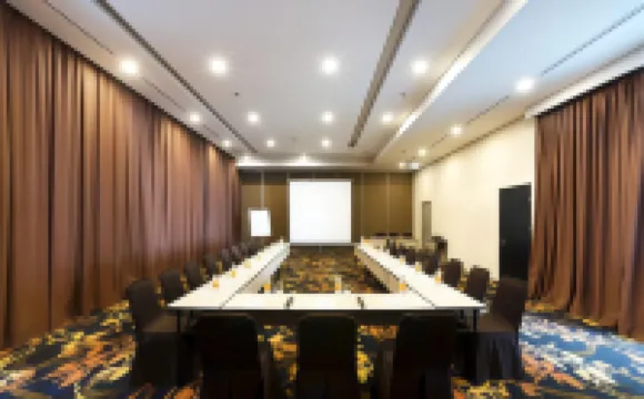 Aviary Bintaro Hotels in Pondok Aren