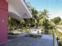 Luzmin BH - Pink House - Guest houses