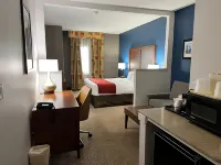 Comfort Suites Louisville East