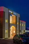 Hôtel the Originals Access, Bourges Nord Saint-Doulchard Hotels near Pole de la Porcelaine