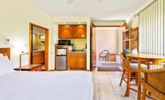 Single-Story Shores Golf Villa 20 - Studio