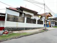 Hotel O Villa Cemara Syariah